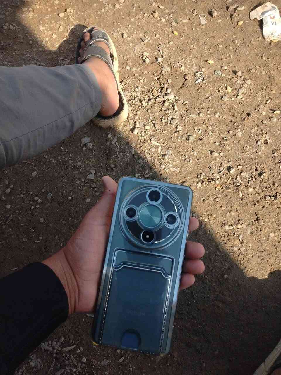 يالله للبيع او مراوس هونر اكس 9b
ذاكره ٢٥٦
رام داخلي ١٦
ببجي ٦٠ فريم
جهاز حلو ونضيف بعده وكاله
كامل ملحقات كارتونه شاحنه سماعات كلشي
بس بي هاي الطخه من فوك وما مأثره ع المس يشتغل بسلاسه طبيعيه
السعر خاص


**إذا كنت صاحب هذا الإعلان وتريد حذفه لأي سبب، رجاءا أرسل رسالة إلى الدعم الفني**