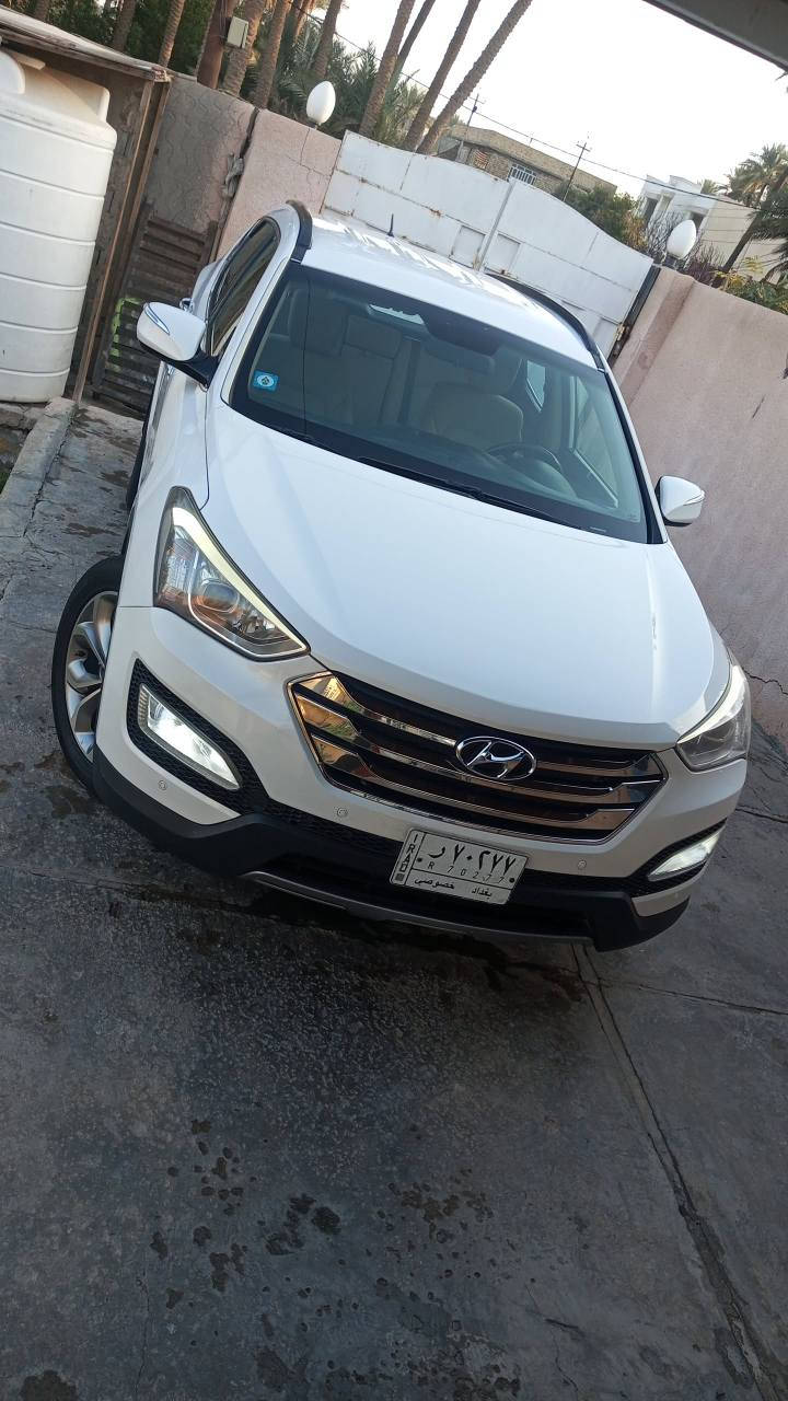 السلام عليكم للبيع سنتافي موديل 2014 وارد خليجي مكفوله كفاله عامه ماعده بارد بسيط موضح بسونار بصوره رقم بغداد الماني سنويه مجدده لحد 2027 

مواصفات السياره 
------------------- 
1- حساسات اماميه وخلفيه 
2- اشاير بلمري 
3- لد امامي+ كشافات زنون 
4- يدات نيكل خارجيه+ شباك نيكل 
5- تحكم ستيرن جهتين 
6- شاشه كبيره 
7- كامره خلفيه 
8- سبعه راكب 
9- داخل بيجي مخمل 
10- حجم المحرك 3300 سته سلندر 
11- تبريد ثلاث قطع 
12- دوس داخليه ستيل 
13- سياره جاهزه من كلشي كامله مكمله تخم تايرات جدد شادهن+ باتري جديد+ حداديه جديده+ تبريد ثلج + مكينه وكير خير من الله مكفولات سياره جديده وبلعافيه علتكون من نصيبه 

14- للاستفسار *********** 
السعر المطلوب 173 وبيه مجال للطيبين مكاني بابل حله الشراي يتصل عالرقم ويشلع عيوني الخاص مغلق كولشي موضح امامكم بصور تحياتي حلة, بابل
