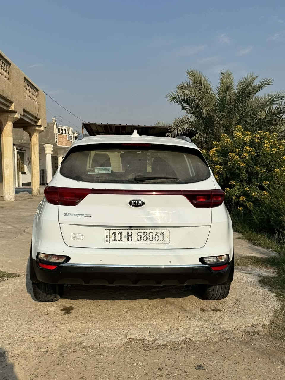 السلام عليكم
كيا سبورتج ٢٠٢١وارد خليجي مكفولة كفاله عامه فقط بارد بيهه على كد اصبع اليسار جديده خلاص رقم بغداد الدولي الجديد 
ماشيه ٩٦
مكينه 2000 دوش مكفول
مكان السياره المحموديه
السعر ومال بيع ٢٠٧
بي مجال جدا بصيط
مواصفاتها السياره
السبورتج العادي
اريل انفكيشن 
الاتصال او استفسار بخصوص السيارة
***********
***********
