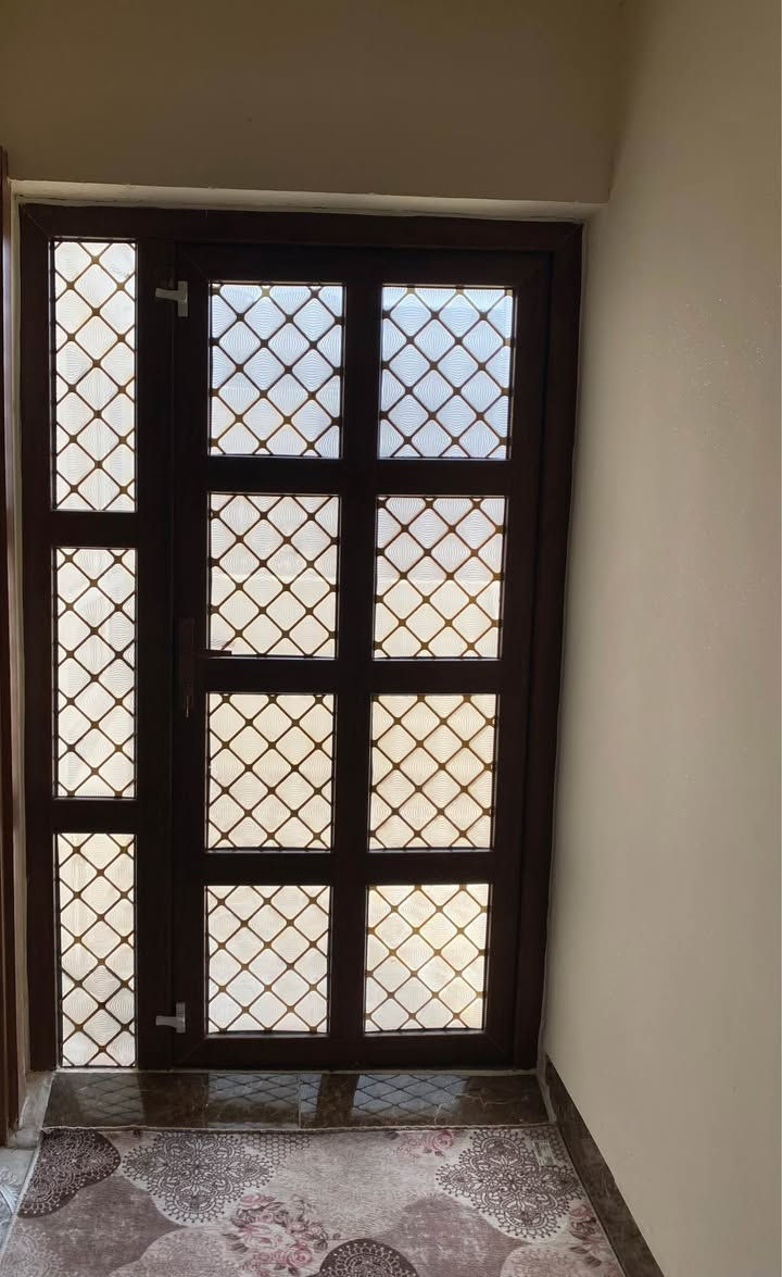 باب بلاستك سراي جديد صار ٤ اشهر من شاده بدون اي عيب شرط للبيع قيم و اخذ عنواني كركوك شارع القدس كركوك, العراق


**إذا كنت صاحب هذا الإعلان وتريد حذفه لأي سبب، رجاءا أرسل رسالة إلى الدعم الفني**