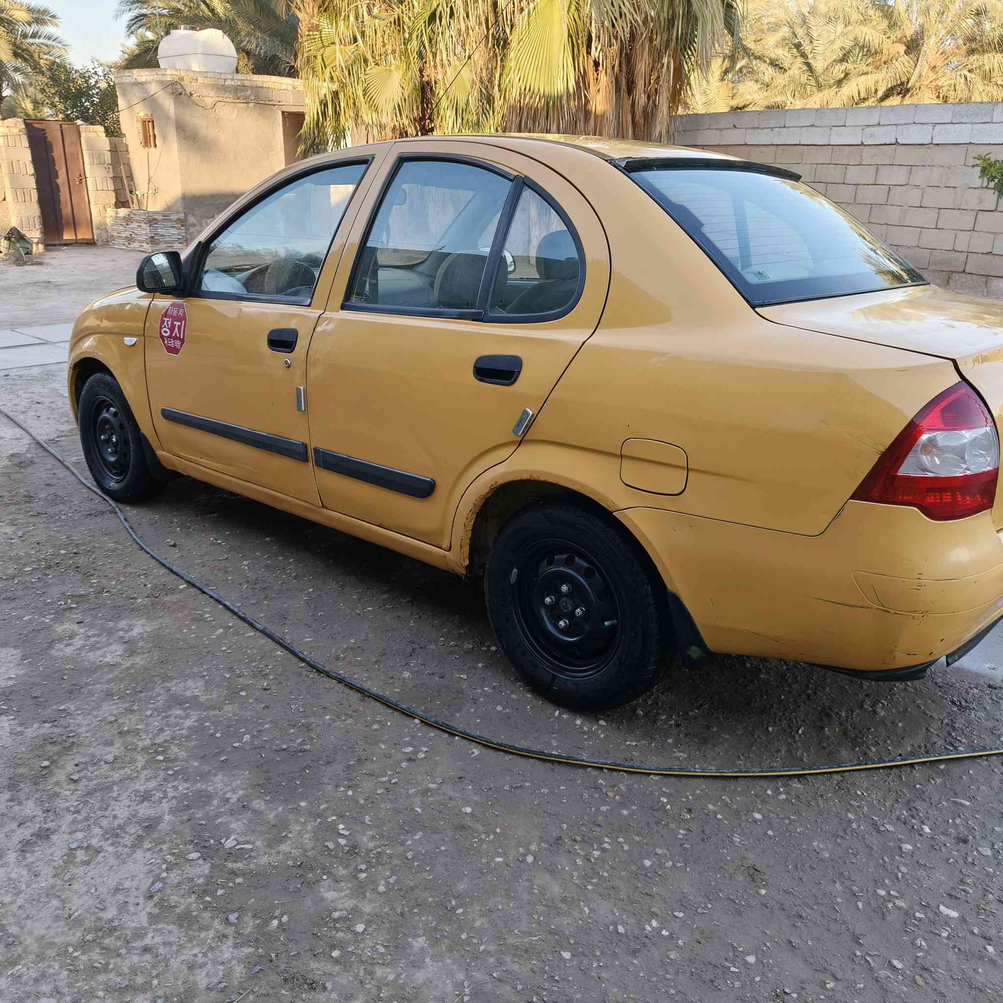 السلام عليكم سياره طيبه مديل ٢٠١٦ سياره جديده مكفوله من الضربه والتبديل ماعده هاي الموضحه بل صوره شبر  سنويه ٢٠٢٨حداديه زينه كهربىيات كلهه شغاله مكينه كير جدد ترايك وين ماعجبك تبريد عوزه ترتيب كبريسر شغال ***********
