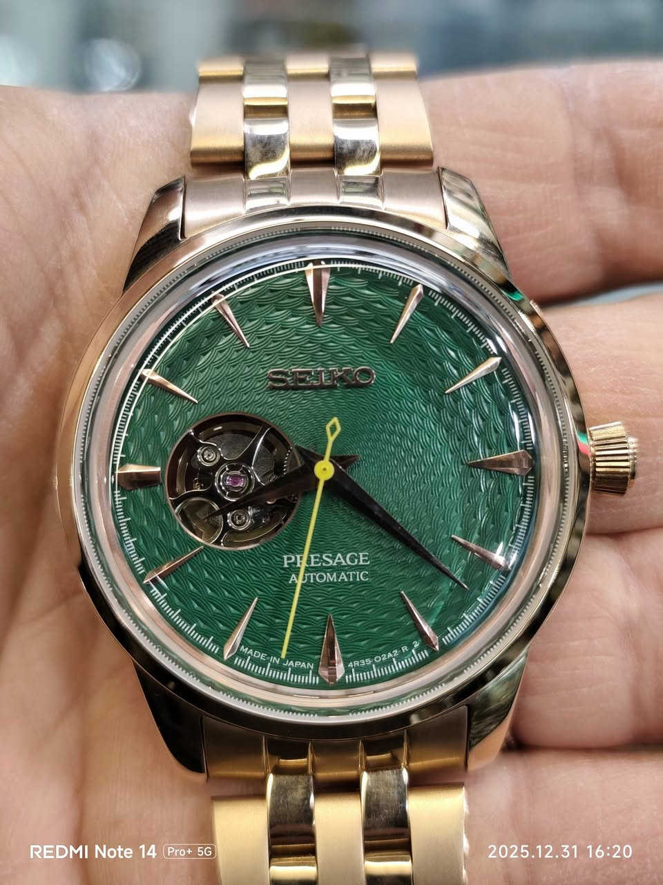 بسم الله الرحمن الرحيم

ساعةseiko  (سایکو) اوتوماتیك  
ماكینة اوتوماتیك 24حجر
قلب مفتوح
ماکینةكشف
قطر41ملم
جدید مامستعمل
یوجد توصیل/مکان السلیمانیة


**إذا كنت صاحب هذا الإعلان وتريد حذفه لأي سبب، رجاءا أرسل رسالة إلى الدعم الفني**
