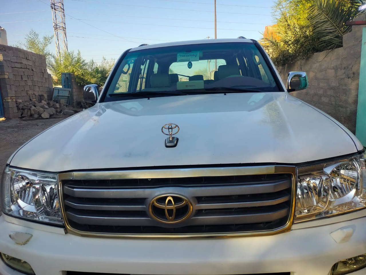 لاندكروزر مونيكا موديل 2000 رقم واسط تحويل مباشر موجوده بواسط شاشه كهربائيات حداديه كله جديد مصبوغه حزام اثر جراد اوتوماتيك ثلاجه صغيره السعر 155 وبيه مجال 
***********
