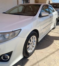 للبيع كامري 2012 خليجي  GLX  رقم بغداد فول مواصفات سياره جاهزه من كلشي...