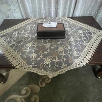 قنفات تركي • ٤ طبلات • ٢ ثريات كرستال