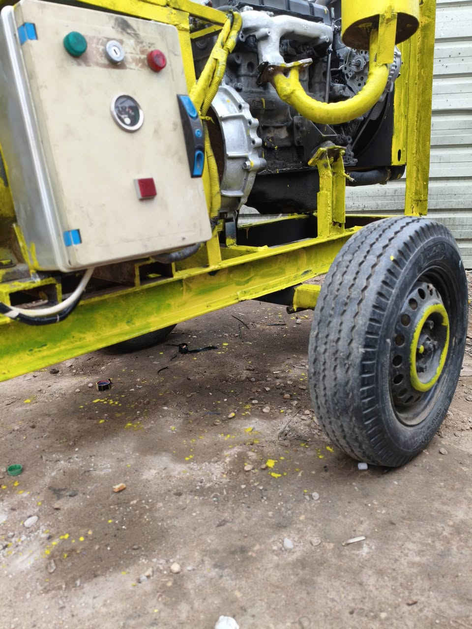 مولد للبيع محرك 2701 للتنقيص لاتبخير اربعه ثكالات انسه العطل والصرف من احسن واقوه المحركات راس توليد سنكل 24كيفي 110امبير صافي تنطيك 100 امبير لاتنطي ربع دينار تجي تفحص وتشوف ابعينك يله تدفع افلوس السعر 12 وبيه مجال بصيط حك الخوه والجيه غير متواجد عله التواصل *********** واني خادم للطيبين
