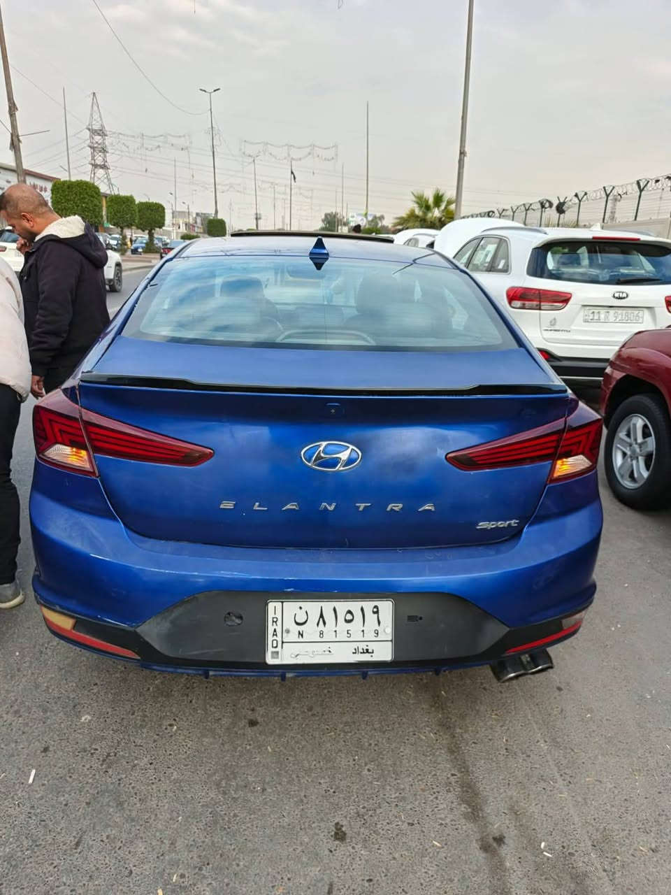 السلام عليكم 
بيع مستعجل ( 118 ورقة  ) النترا موديل 2020 مواصفات 
ماشية 68 
بدون ايرباگات حادث خلفي بالجنطة 

بغداد 
***********
