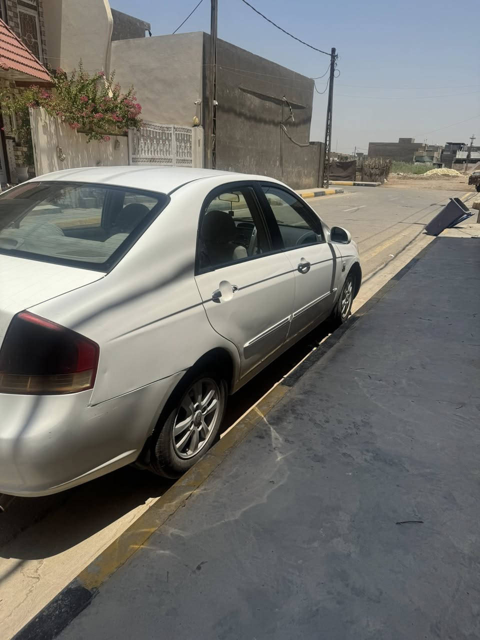 سيراتو خليجي موديل ٢٠٠٧.
مكينه تجفيت جديد بي ضمان سنه يم الفيتر ، الكير بحاله ممتازه ، 
بيها قطع صبغ موضحه بالسونار بالصور ، بيها كم ملاحضه افهمك بيها عند الاتصال سعرها 77$  للاستفسار الاتصال ***********

