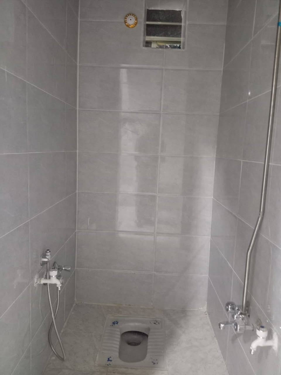 للبيع حي النداء 
مساحة ٥٠م 
شارع ١٥ 
بناء حديث
طابق واحد 
سعره ٤٥ مع مجال ***********وتساب
