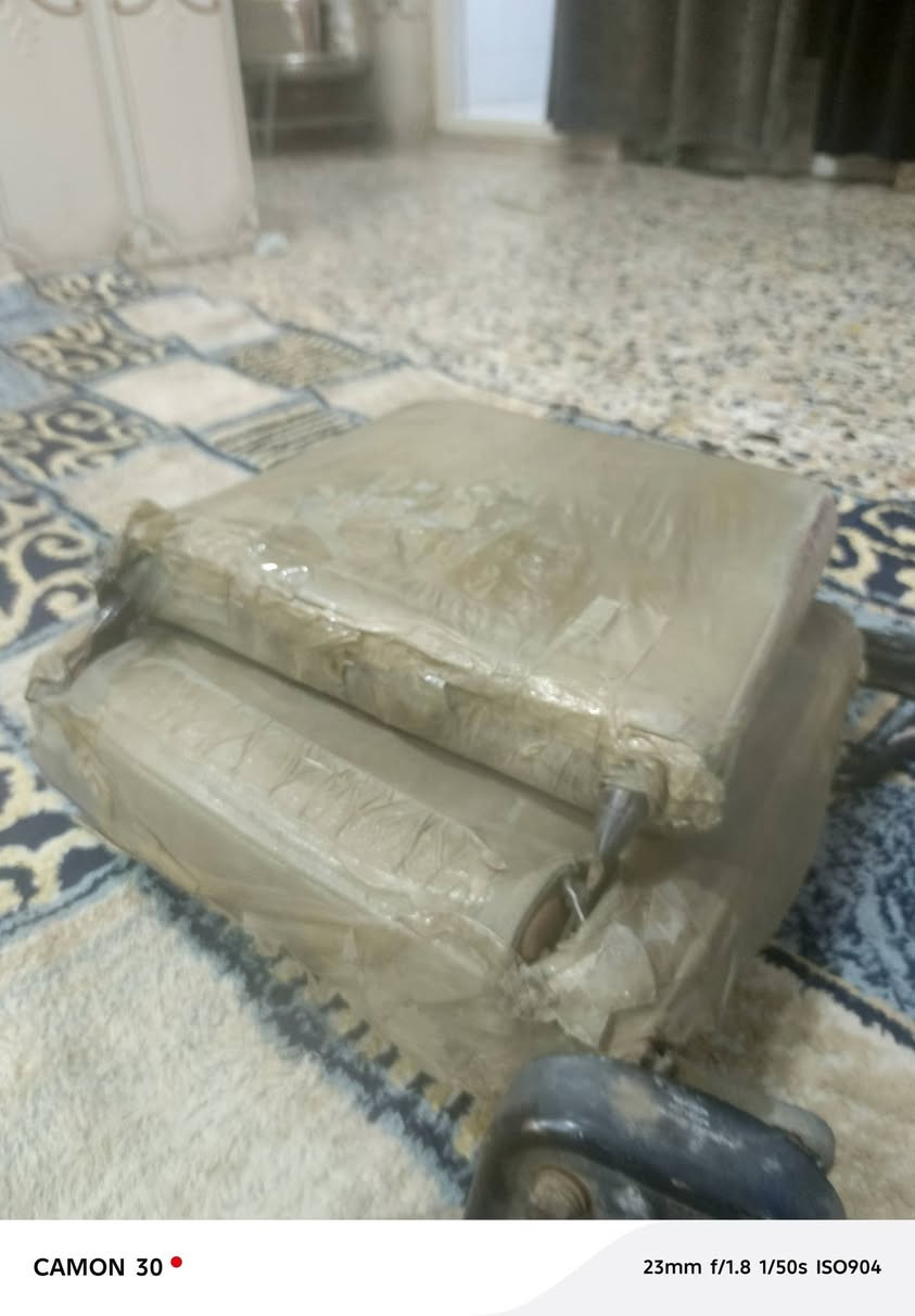 كشن قلاب مال جاملق لا خير ما مستخدم أبعد لسعر ٦٥ وبي مجال مكاني بغداد لمعامل لعماري ***********
