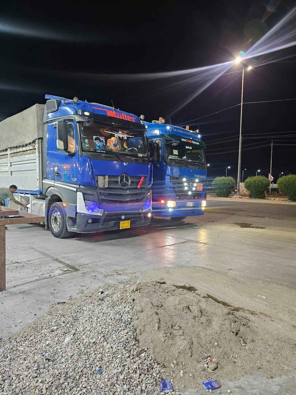 سلام عليكم وحش سنكل 2012
فول ماعدا كامرة وحساس 
 
***********
