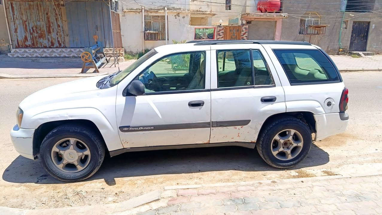 السلام عليكم بلايزر 2004 لبيع كير محرك ففتي بسمي  مداورثاني يوم  السياره جاهزه عوزه رادتر لتبريد فقط   كهربائيات شغاله   العنوان السماوه  السعر 55وبيه مجال قليل ***********
