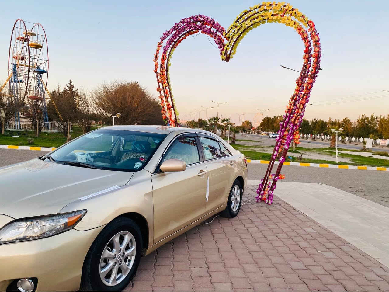 سلام عليكم 

تيوته. كامري 

موديل 2010

وارد كندي 

ممشى. ١٩٩

تبريد تدفه. فوال

كشن كهربائي + تحكم تثيبت سرعه+ تحكم مري 

ضرر جامرلق + ربع بونيت. بدون دواخل.  ايرباك سليم 

مكان سياره كركوك. 

سياره رقم سليمانيه بسمي تحويل ثاني يوم 
دفتر بانزين بيه

سعر ١١٠ وبيه مجال.  

رقم هاتف *********** كركوك, العراق
