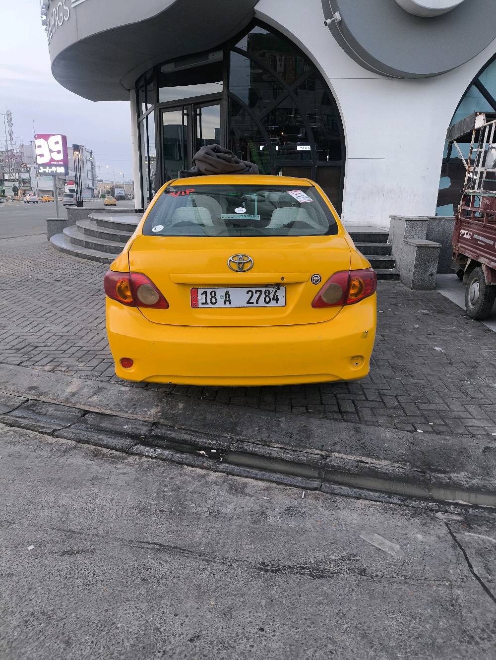 سلام عليكم كورلا للبيع مكلوبه سياره كله معجون موديل ٢٠٠٨ سنويه لل ٢٠٢٧ غرمات نقابه مصفر تبريد تدفئه مايشتغل بطاقت بانزين مابيه رقم بابل مشروع وطني السياره بكركوك و صاحبها بكركوك تريد وكاله تريد تحويل السياره مكلوبه لاتجي تكلي شبيها مابيها السعر ٧٠ وبيها مجال 