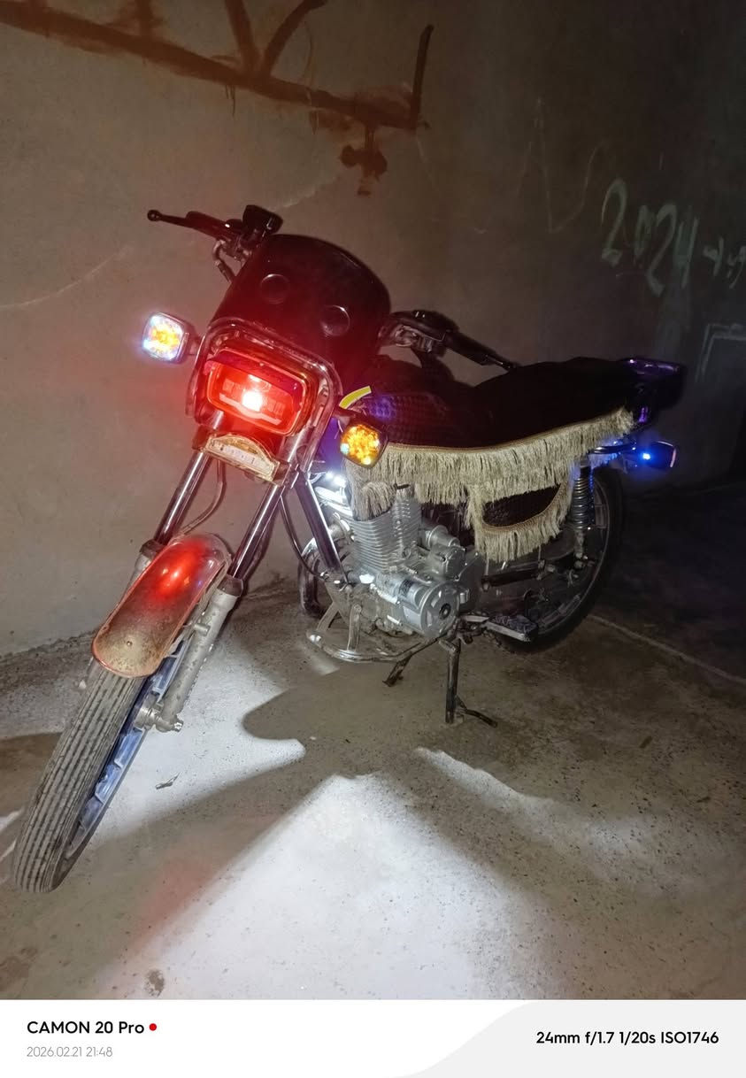 السلام عليكم ساڤان موديل 24 وضع شركه شرط كلشي شقال محرك ما مطخوخ صبانه موطور مال جني المكان گياره السعر 600 وبي مجال اتصل ***********
