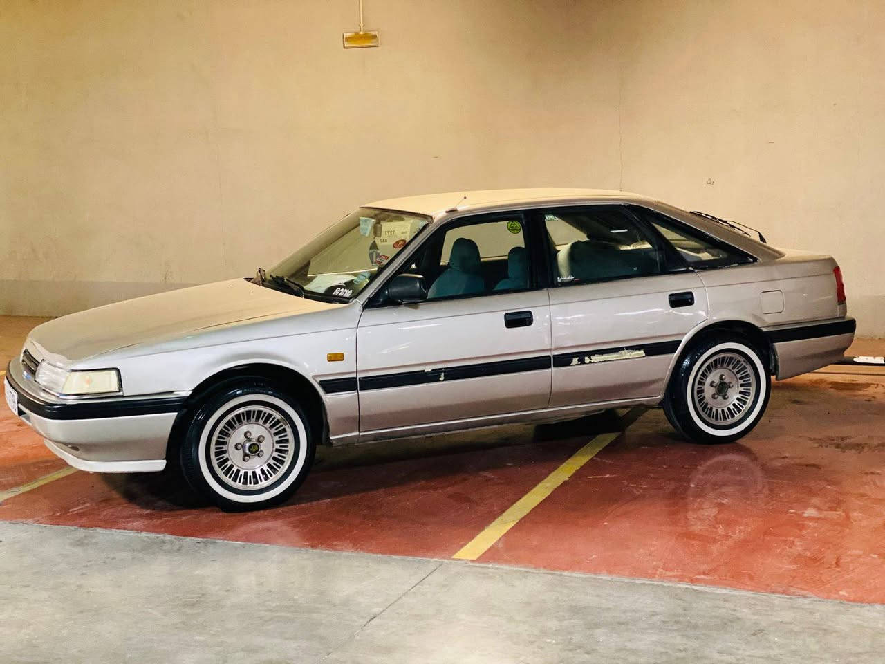 مازدا ٨ و بەخ _ عادی مۆدیل 1990 نمونە لە جوانی 
١٥ سالە لای خۆمانە  نمونەیە
ماوەی رۆیشتن ٦٧٠٠٠٠
٤ جام کارەبا
سەنەوی تا ٢٠٣١ تازەیە هەزەی تازەیە
٤ تایەی لۆکی بۆبەستراوە
بۆجوانی کامل بۆیاخی فرن کراوە 
بەمواد و بۆیاخی زۆرباش 
دەعم و لیدراوی نیە  

سعر : خاڵێک دابنێ لە کۆمێنت بە تایبەت دێت 📥 

تەنها جولانکی بەسیتی پشتی لایتی سایەقی هەیە شایەنی باس نیە 
مەکینە و گیر بەشەرت  

بۆ زانیاری زیاتر پەیوەندی بکە بە خاوەنی 

***********
