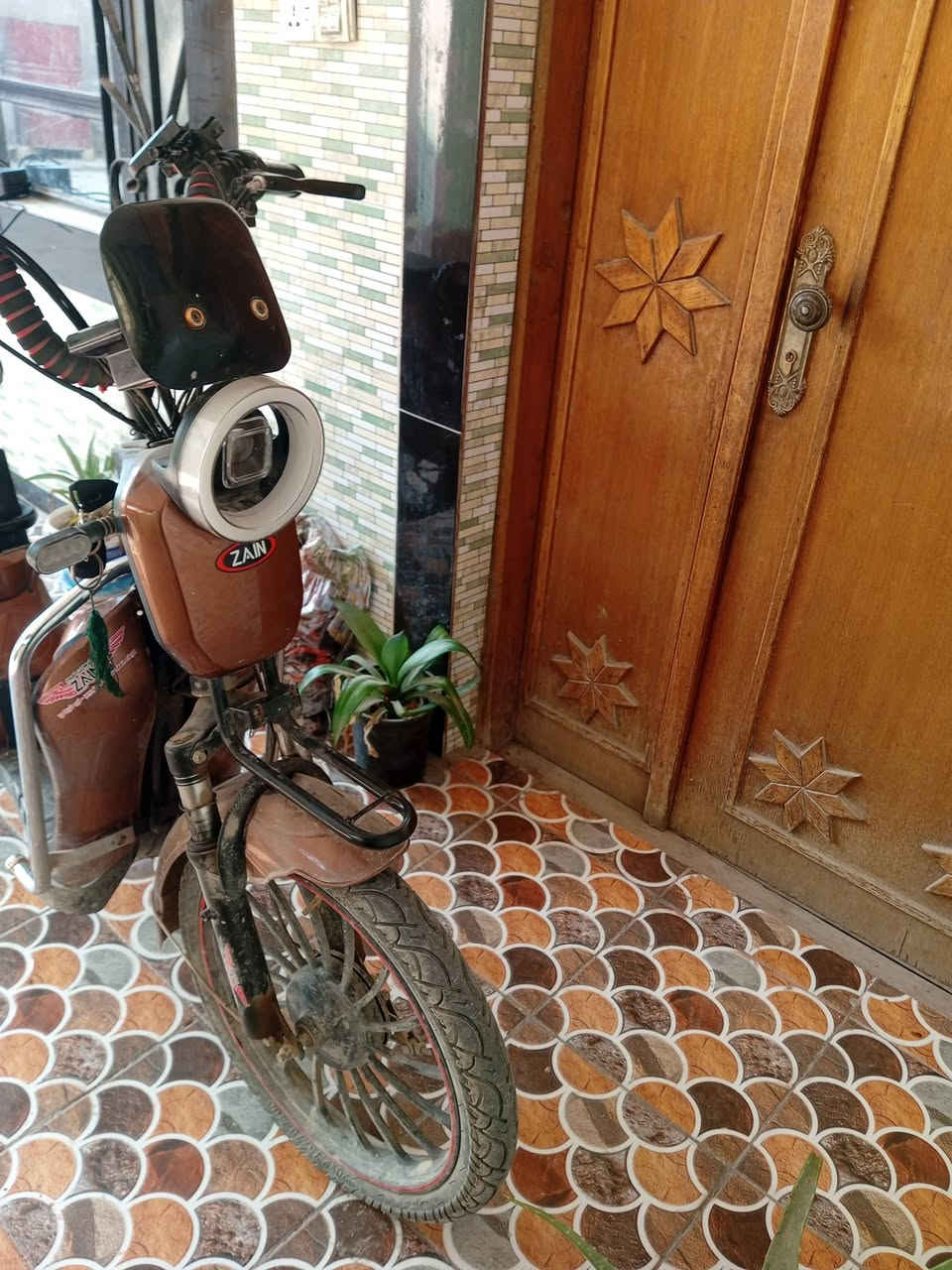 سلام عليكم ورحمه الله وبركاته دراجه شحن كفاله عامه سويجين و بصمتين المكان بابل مسيب السعر 400 وبيه مجال للاستفسار ***********
