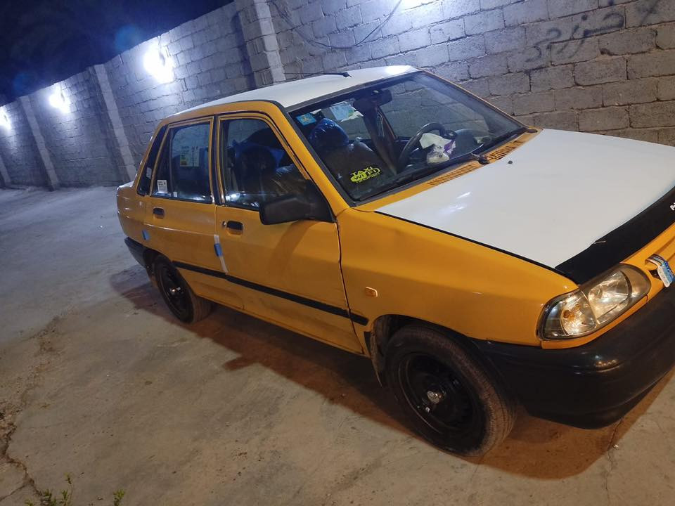 السلام عليكم سايبا للبيع 2012بيها جاملغ خلفي مصبوغ وجاملغ امامي مبدل
مكاني بغداد 
ب26وبيها مجال بسيط
***********
