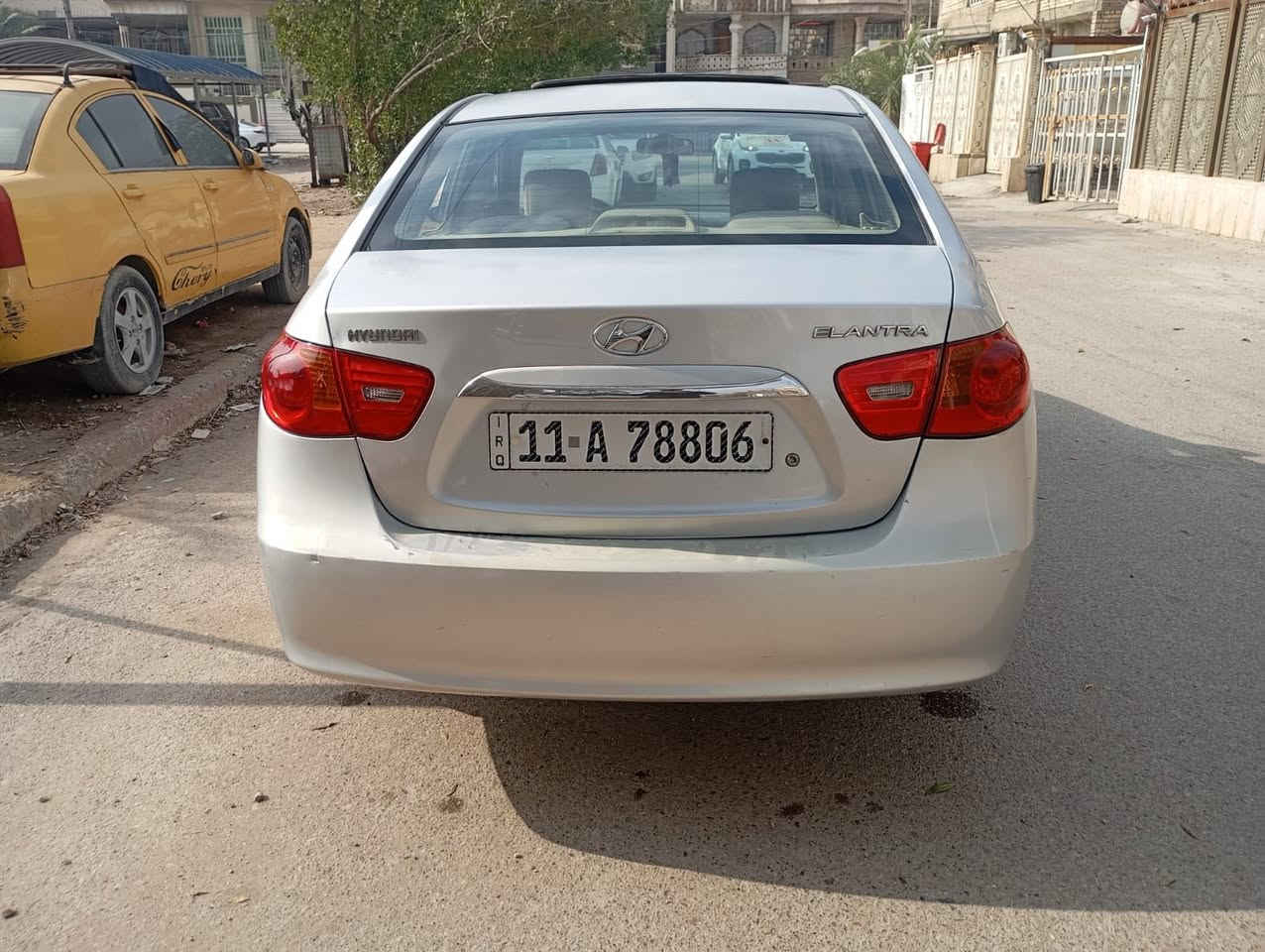 السلام عليكم النترا ٢٠١١ شركة عامة مكينة ١٦٠٠ دكشن عالي فتحة سقف شاشة كبيرة رقم بغداد انكليزي كير مكينة جديد حادثها مثل ما موضح بالسونار***********
