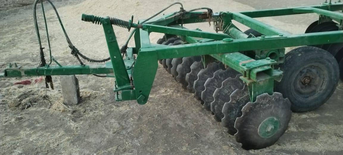 للبيع دسك حجم 24  عمل درجه اولى 
نضيف جاهز للعمل 
مكان بابل الخميسيه اتصال ***********
