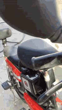 سلام عليكم باسكلال شحن  ألون أحمر 🔴 بطاريه  جديده  باسكلال موديل 2024  مكان أبو غرق قرب مؤل أهل خير  سعر 450 بي مجال قليل  تصال عله هذه رقم ***********
