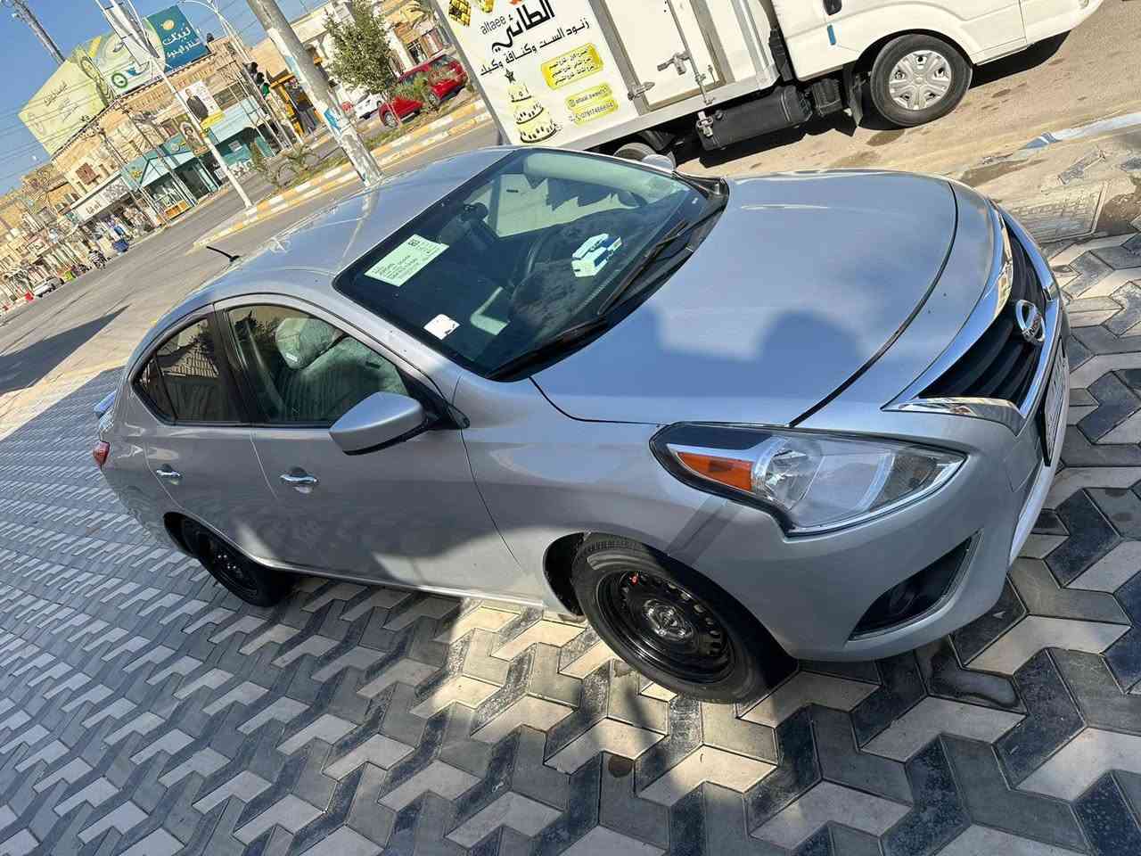 سلام عليكم نيسان فيرسا موديل 2018 سلفر حادث اميركا ربع بنيد وبدنه خصمتين ازغار بيها وبلعراق باب صدر ولوره بيهن ربع باب صبغ جاهزه من كلشي رقم بصره انكليزي 
بااسمي سكن ذي قار مركز جاهزه من كلشي سياره  سعره 100 وبيها مجال قليل حك الجيه ***********
