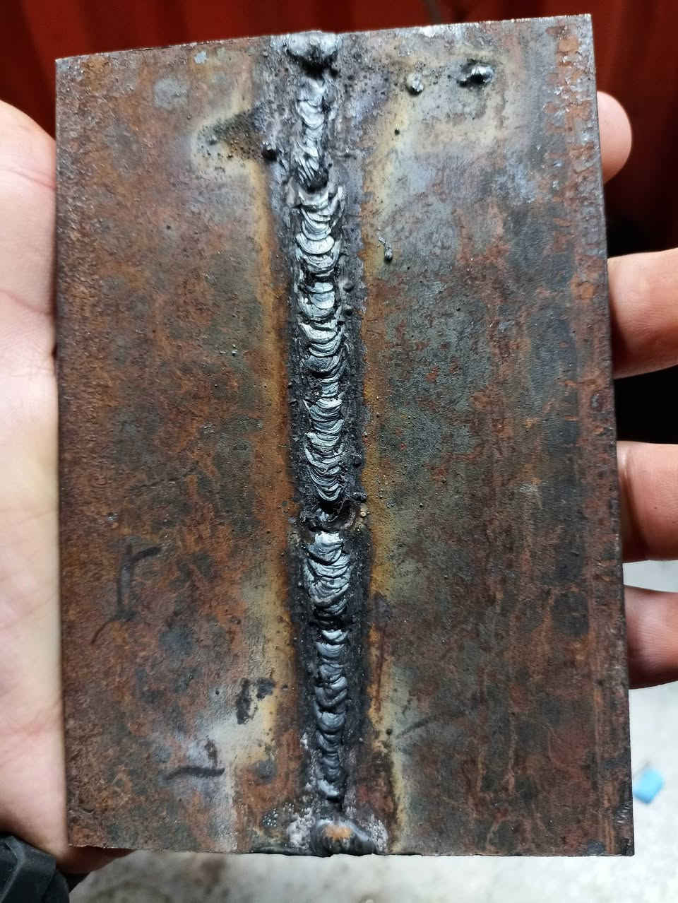 مجموعة عمال لحام نبحث عن عمل يفضل بلحام الجملونات
خبرتنا 3g عمودي افقي 
نلحم 6010/6013/7018
Mig/mag
***********
