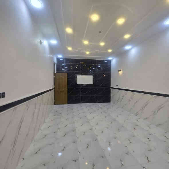 دار للبيع 🏠

في نهاوند الثالثة قريب على شارع 20  وقريب على المدارس 

خدمات كاملة،،،،،،  بناء درجة اولى 

المساحة 200 متر  ،،،،،،،،،  الوجه 10 والنزال 20 

طابق واحد،،،،،،،  طابو صرف،،،،،،،،  بناء 2025

السعر 170 قابل للتفاوض 

للاستفسار اكثر الاتصال على الرقم 
***********
