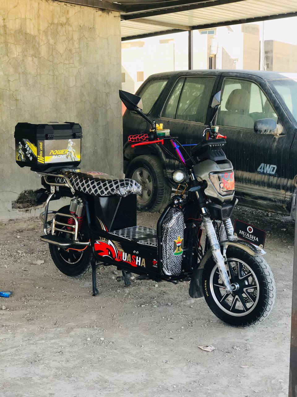 موطور شحن للبيع نوع هيوشةموديل2025
بطاريات عدد 6يقرن 11ونص شرط الفحص
فول نضافه بلوتوث 
لايت عالي ناصي 
سرعه 99 سعر575
المكان الرمادي التأميم


**إذا كنت صاحب هذا الإعلان وتريد حذفه لأي سبب، رجاءا أرسل رسالة إلى الدعم الفني**