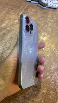 آيفون ١٥ برو ماكس • ٢٥٦ • ظهر مكسور