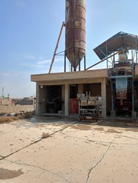 للبيع خباطة اربو الماني معا رافعات عدد2 ومولدة سكانيا 150كيفي واذا تري...