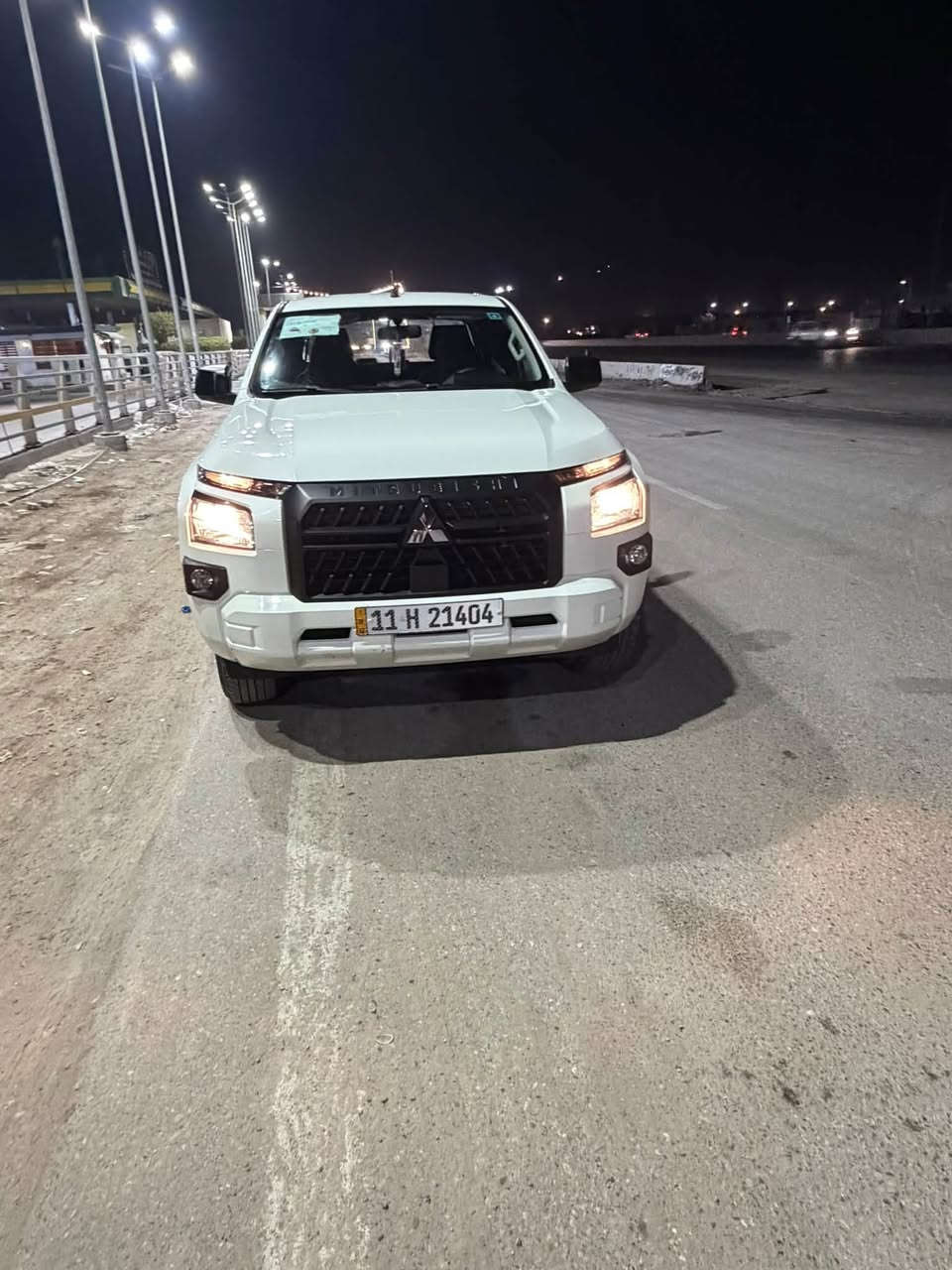 موديل ٢٤  ماشيه ٢٨  مكفوله من الصبق  مكان السياره بغداد  بسمي السياره بانزين @@ *********** لسعر ٢٢٥

