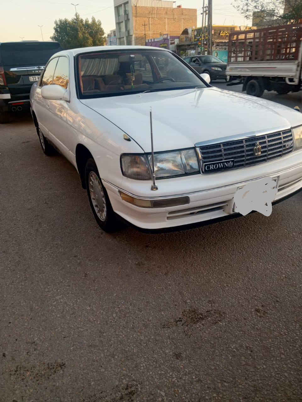 سلام عليكم سياره بطى للبيع كفاله من كص وضربه قويه واصوليات سياره جاهزه كير مكينه حداديه وتخم تاير كله جديد رقم انكليزي مداور بالنجف السعر 55 ورقه وبيها مجال حك الجيه مكاني نجف غير متواجد ع الفيس اتصال ***********
