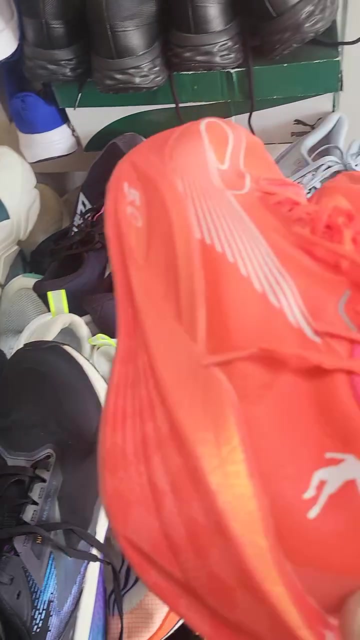 براندات باله ..للجري والتمرين بضمان الاستبدال والترجيع..رمادي بدايه شارع الملعب...


**إذا كنت صاحب هذا الإعلان وتريد حذفه لأي سبب، رجاءا أرسل رسالة إلى الدعم الفني**