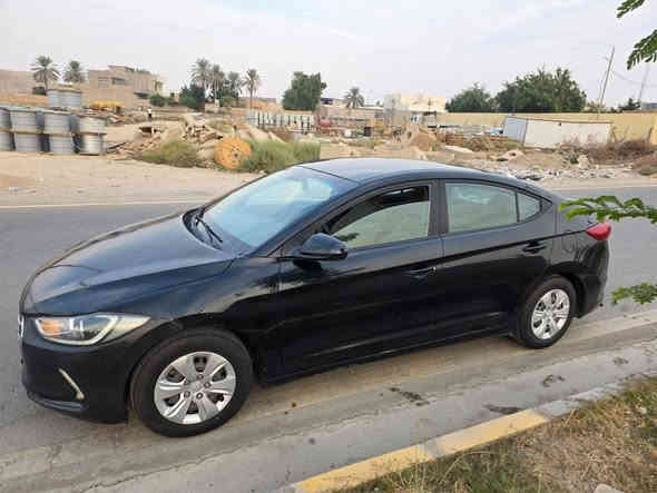 السلام عليكم
النترا موديل 2017
ممشاه 118
شرط كير ومكينه ممفتوحه فقط كيس المكينه تنضيف 
سونار موجود جديد 
***********
السعر 115 وبيها مجال
