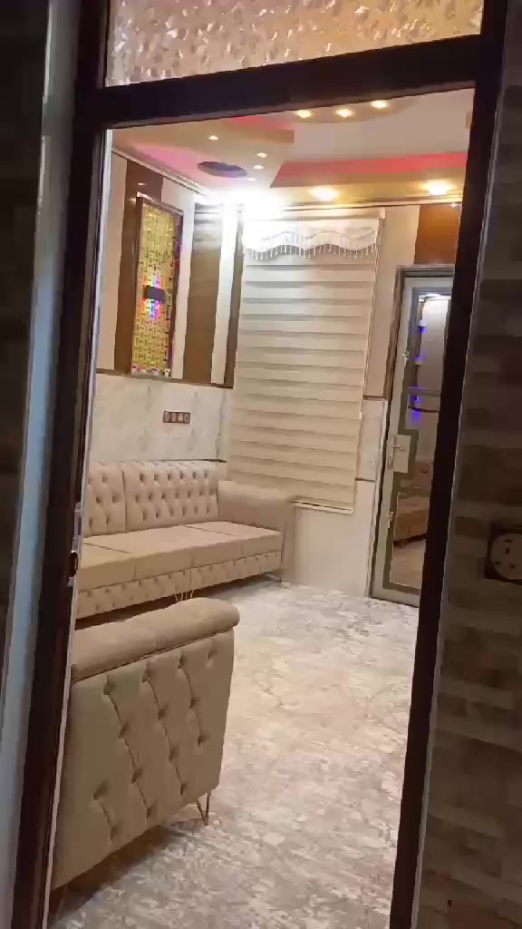 دار للبيع العنوان يارمجه الشرقيه الاولى المساحة 100متر سند طابو الزهور بناء البيت حديث  البيت يتكون من غرفة نوم استقبال او هول مطبخ حار او مطبخ بارد صحيات او كراج لتواصل على الارقام ***********/***********
