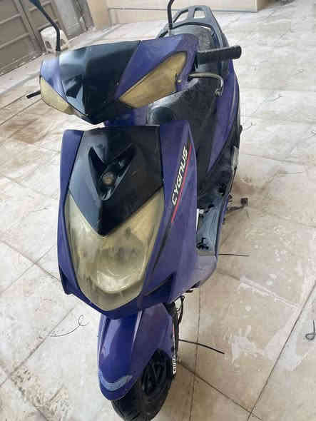 دراجه سكنس للبيع دراجه نضيفه بيه خيط تبخير مكينته ناعمه ومآبيه شي نكره سلف وهندر كهربائيات كله شغاله دراجه حلوه ونضيفه السعر 150 وبيه مجال مكاني الشطره وهذا رقمي ***********
