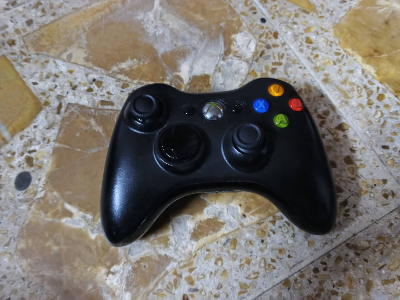 السلام عليكم اكس بوكس 360 للبيع
جهاز بيه 150 لعبة ويجي وياه يدة وحدة بلوتوث سعر 100 الف بيه مجال مكاني موصل ماكو توصيل محافظات.


**إذا كنت صاحب هذا الإعلان وتريد حذفه لأي سبب، رجاءا أرسل رسالة إلى الدعم الفني**