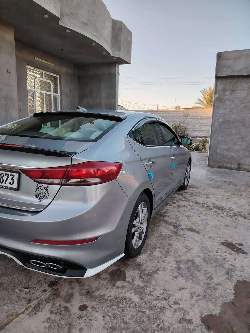 سلام عليكم للبيع سياره النتره 2017وارد مريكي بيهه ٤ قطع صبغ سياره كامله من كلشي مكان بغداد نتصال ***********سعر 127
