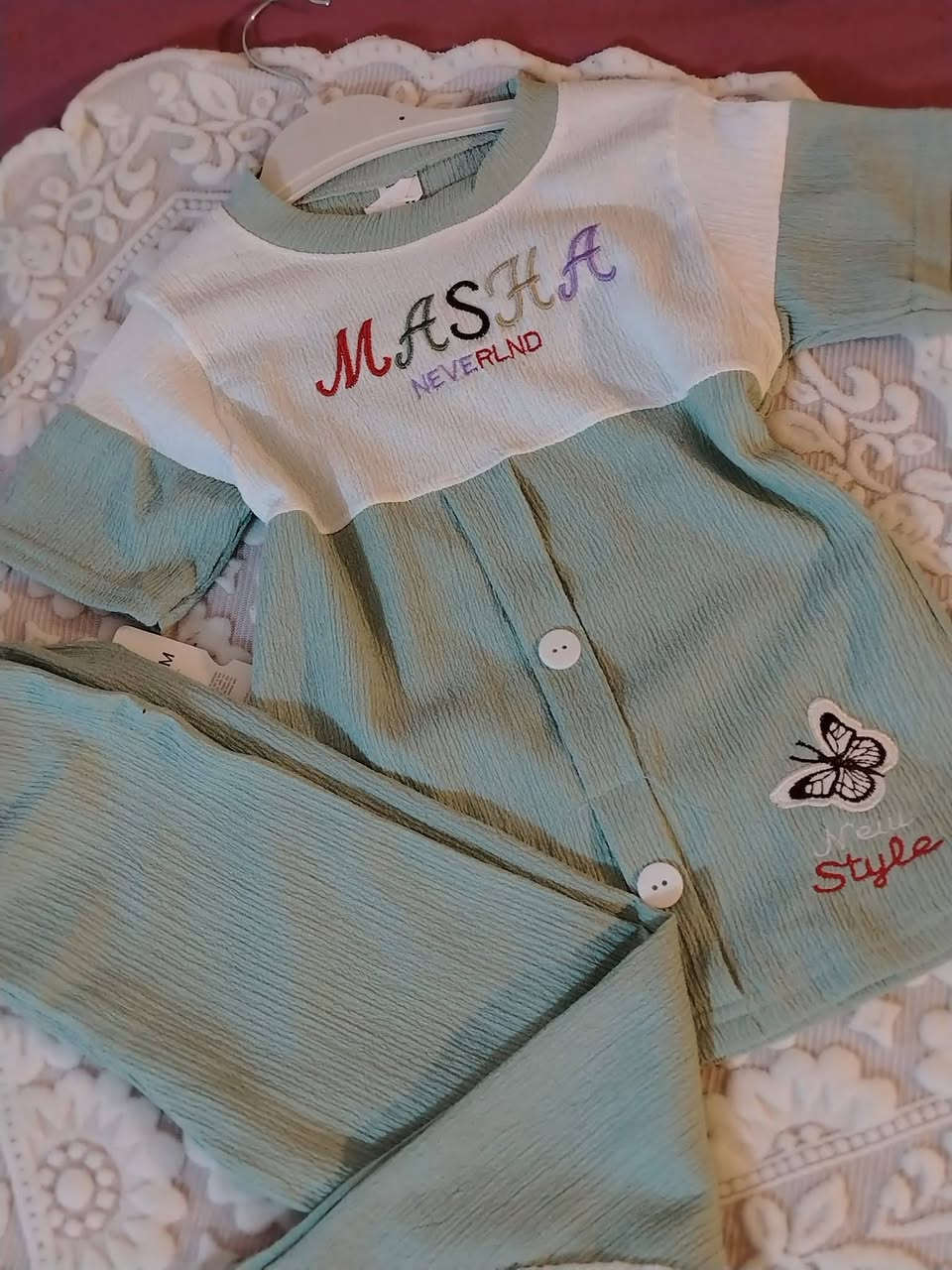 #جديد😍😍😍🍒
😻😻سوت بناتي يجنن
من عمر ٨ أشهر إلى عمر ٦ سنوات
يجننن السعر ٦ فقط
يجننن بنات 😻ثلججج


**إذا كنت صاحب هذا الإعلان وتريد حذفه لأي سبب، رجاءا أرسل رسالة إلى الدعم الفني**