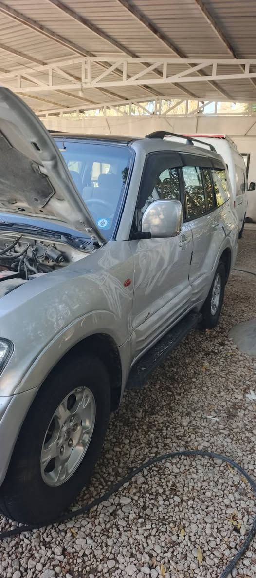 للبيع موديل 2002 دفع رباعي فول مواصفات 70 وبيه مجال مكاني كربلاء ***********
