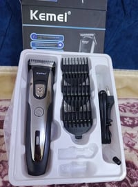 مكينة حلاقة • جديدة