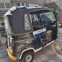 ثنين تكاتك • موديل ٢٢ • احمر