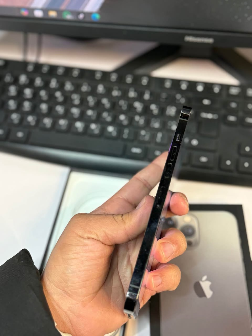 iphone 13 Pro max 256 

battery 🔋: 87%
1 sim + e sim
كارتۆن و بێ كێەشەیە 
*********** السليمانية, العراق
