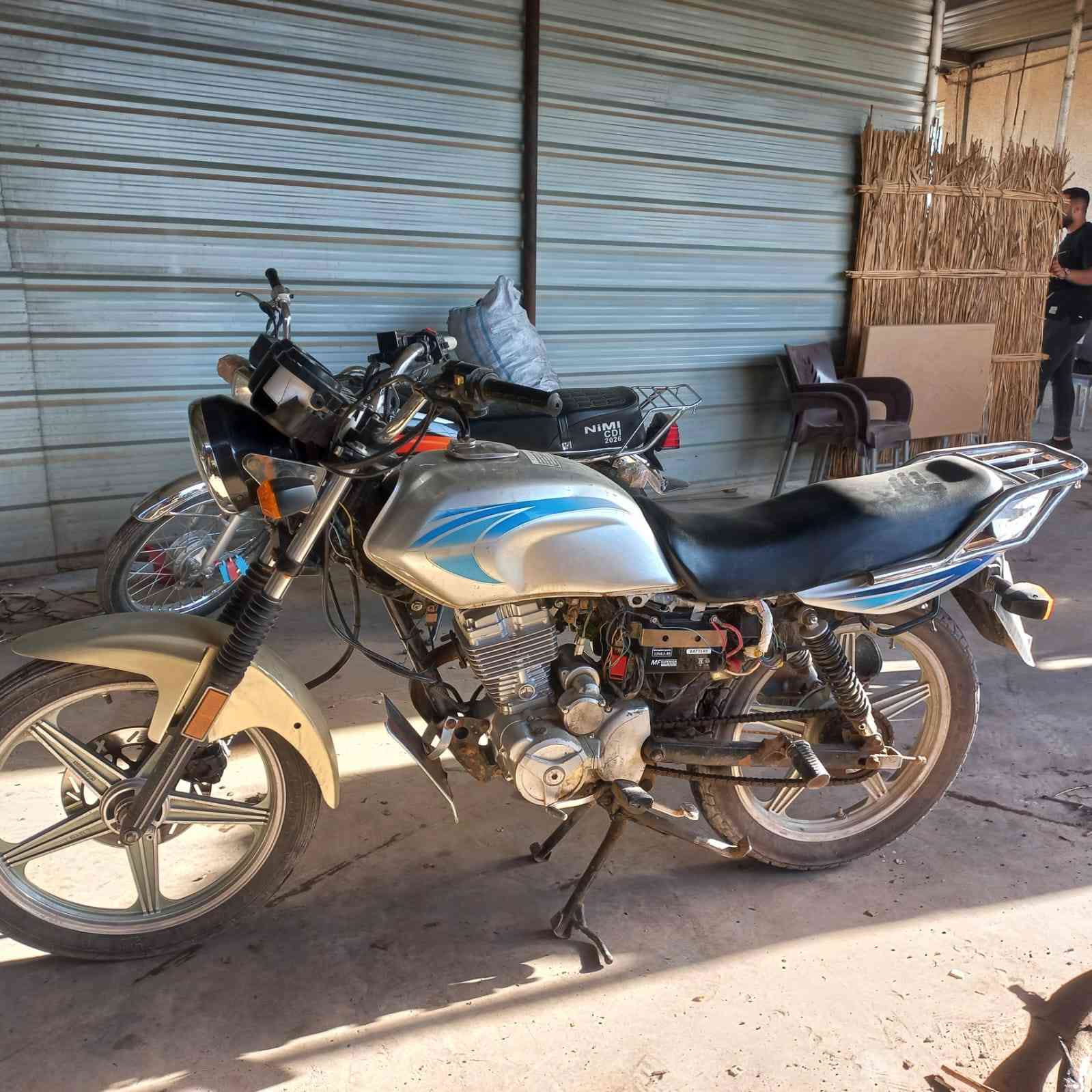 دايوان عظم مديل 20كلك سعر 400 شراي يراسلني


**إذا كنت صاحب هذا الإعلان وتريد حذفه لأي سبب، رجاءا أرسل رسالة إلى الدعم الفني**