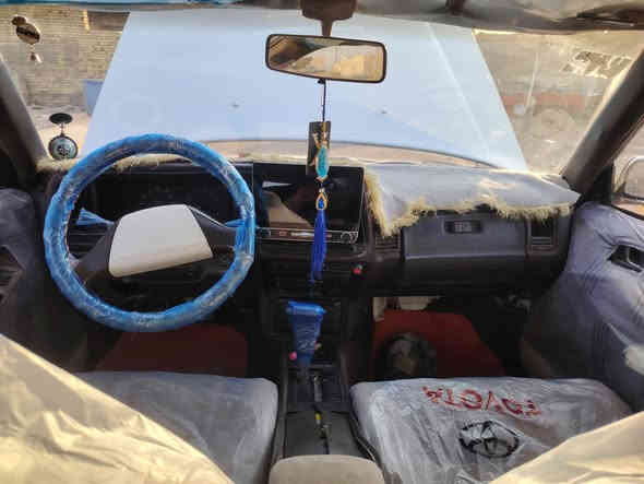 السلام عليكم هارتوب موديل 91 رقم بابل سنويه 2027 كير مكينه 2500 مكفوله من الضربه القويه والعيب الشرعي  كهرببات كله شقاله جاهزه شقل وطلع المكان واسط قضاء الحي السعر 37 وبيه مجال قليل الشراي يتصل وخادم ***********
