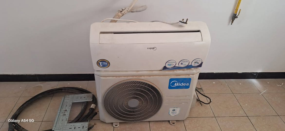 غراض للبيع


**إذا كنت صاحب هذا الإعلان وتريد حذفه لأي سبب، رجاءا أرسل رسالة إلى الدعم الفني**