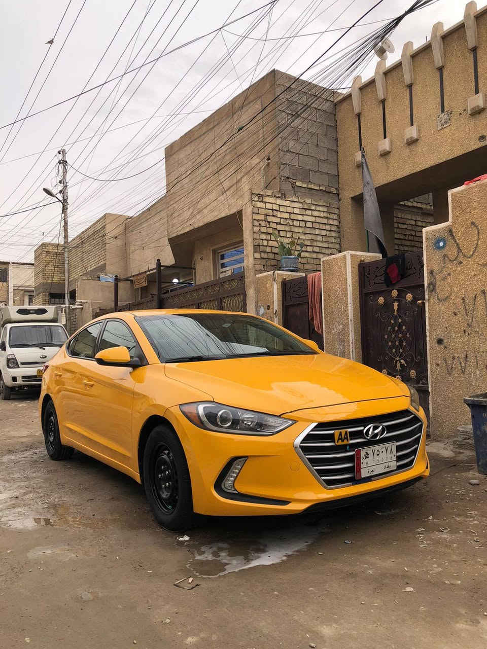 سلام عليكم شباب
سيارة الانترة للبيع موديل ٢٠١٨ 
سيارة جاهزة من كلشي كير مكينة حدادية تخم تاير 
صور الحادث بالمنشور 
مكاني بغداد الزعفرانية 
سعر ١٢٨ وبيها مجال قليل 
الاتصال على الرقم  *********** بي واتساب
