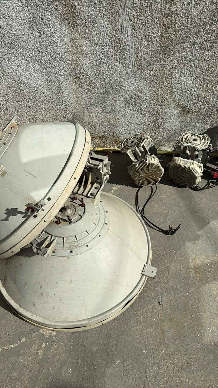 يتوفر لنكات مايكرويف تردد ٨ كيكاهيرتز نوع اكسترون او كيبل فري يشيل ٨٩١ ميكا فول دوبليكس 
ويتوفر دشات ميموسا B11 قياس ١٢٠ نوع جيروس و٩٠ سم نوع جيكي
يتوفر لنك 5U تك شغال وتك عاطل مشكلة لان 
للاستفسار الاتصال على الرقم
***********
