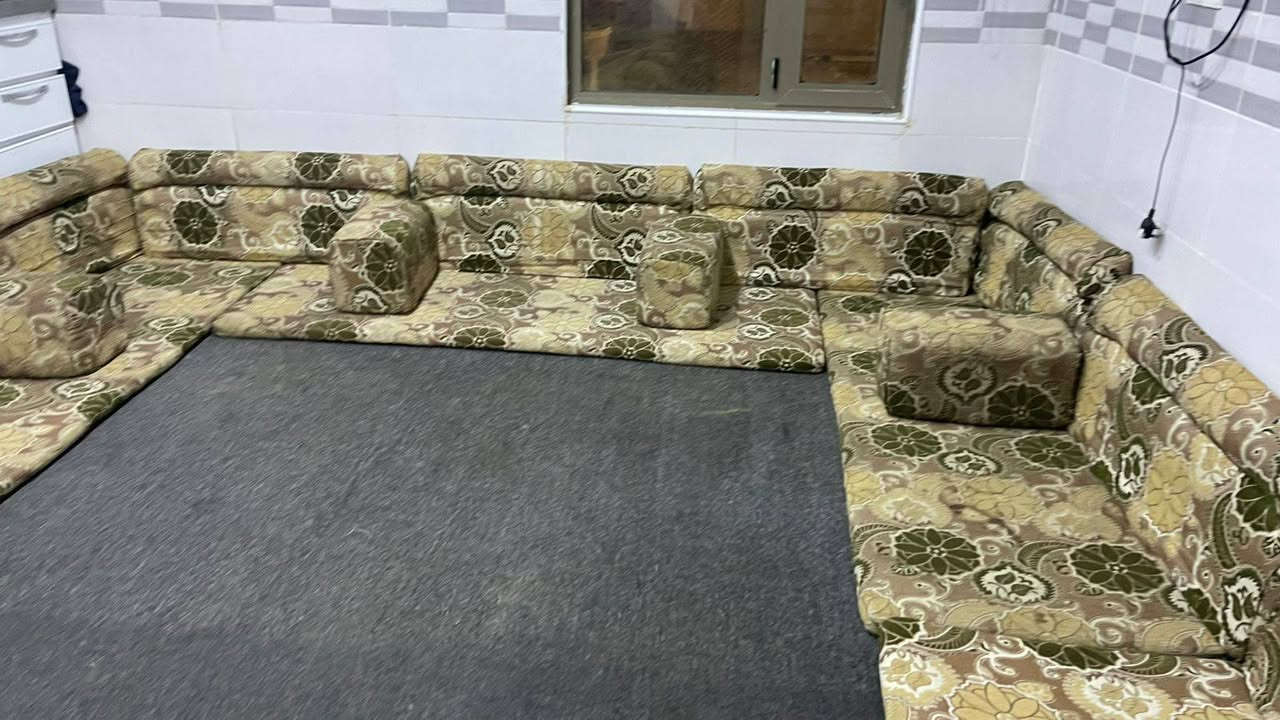 جلسه سعوديه حبيبات مضغوطه 14 متر سعره 160 المكان مجمع الاميرات لاتصال *********** النجف, العراق
